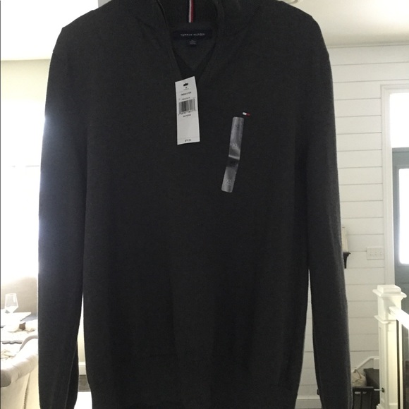 NWT - Tommy Hilfiger XL gray sweater zip front - Picture 2 of 3